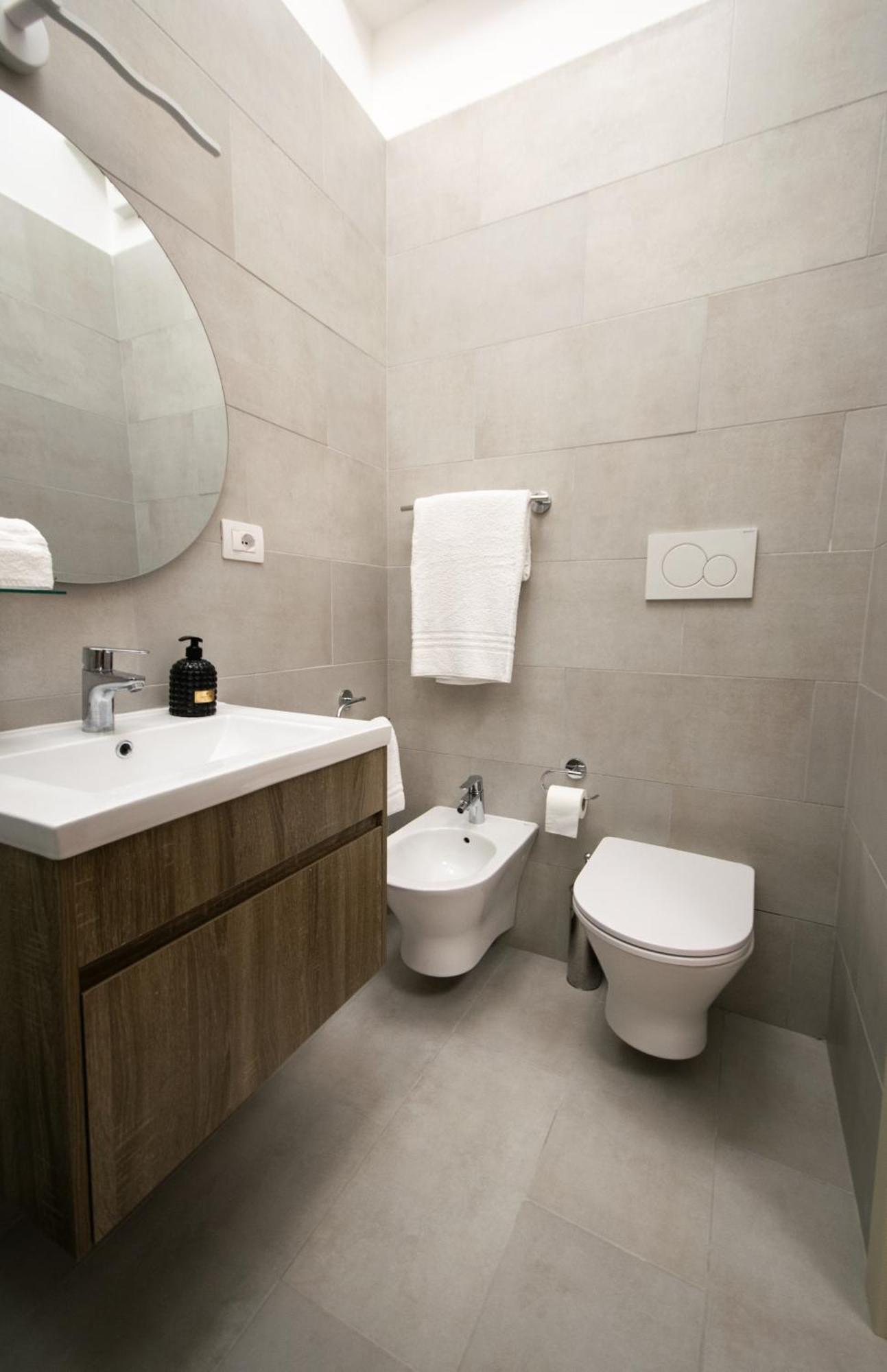 Mbs Marconi Bridge Suites Guest House Rome Buitenkant foto