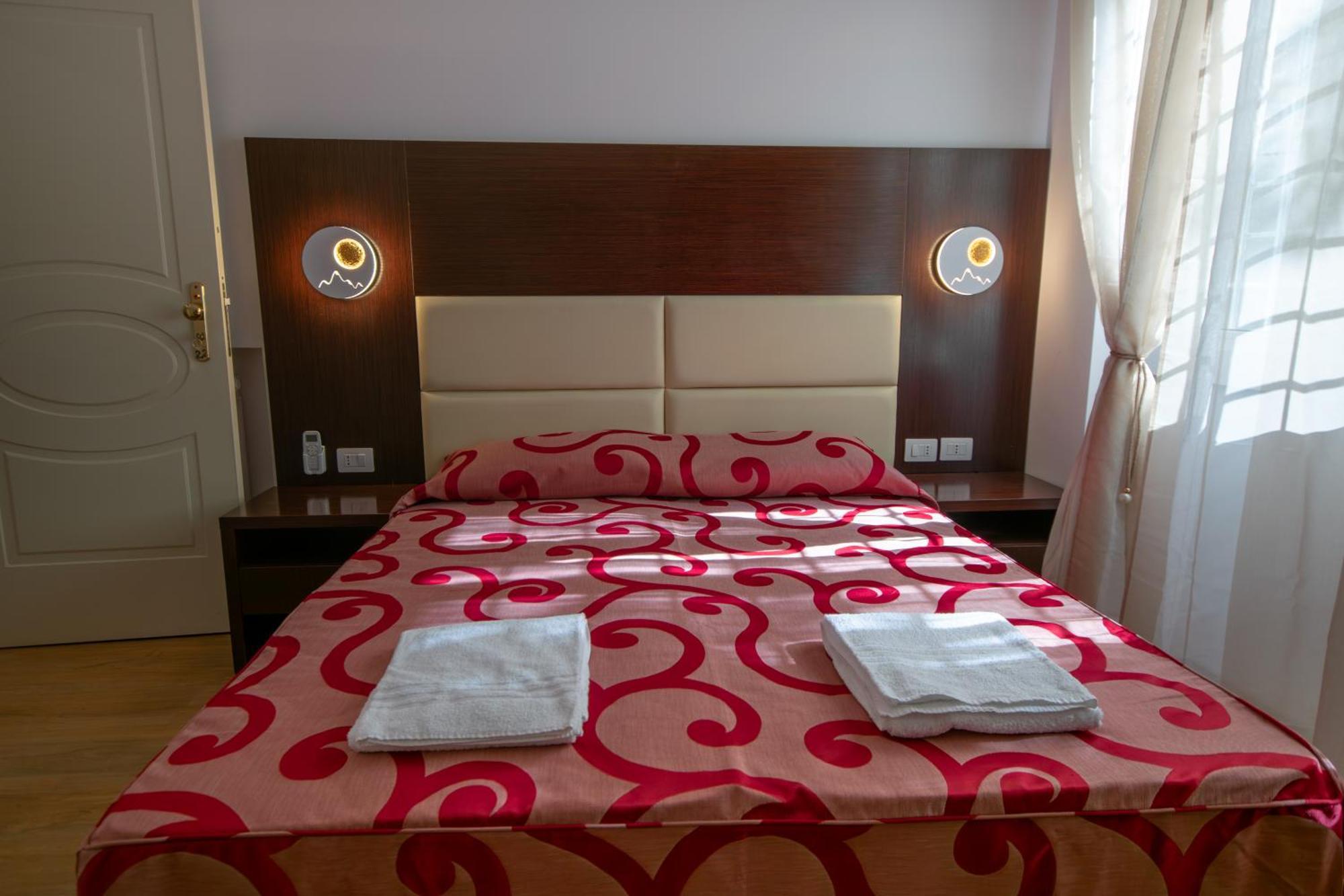 Mbs Marconi Bridge Suites Guest House Rome Buitenkant foto